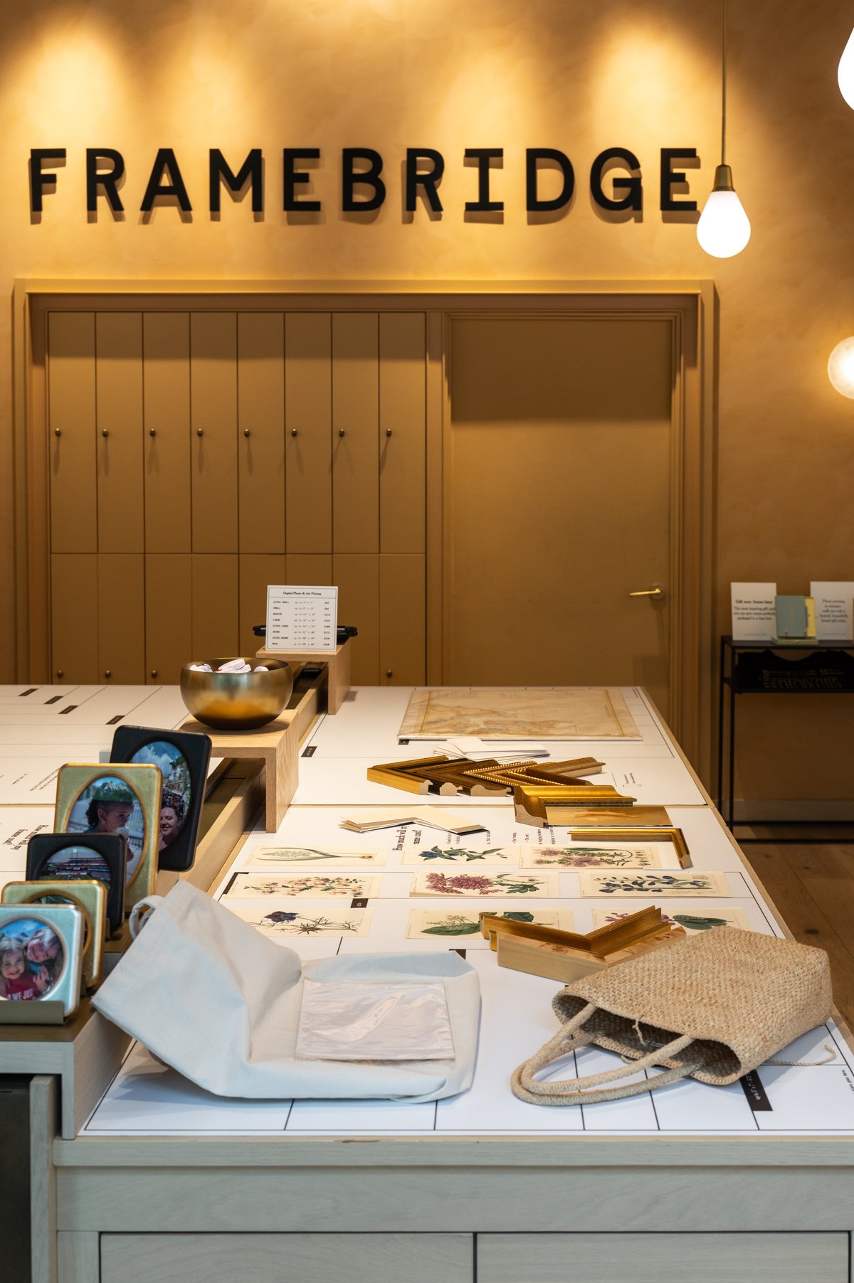 Framebridge – Your Framing BFF
