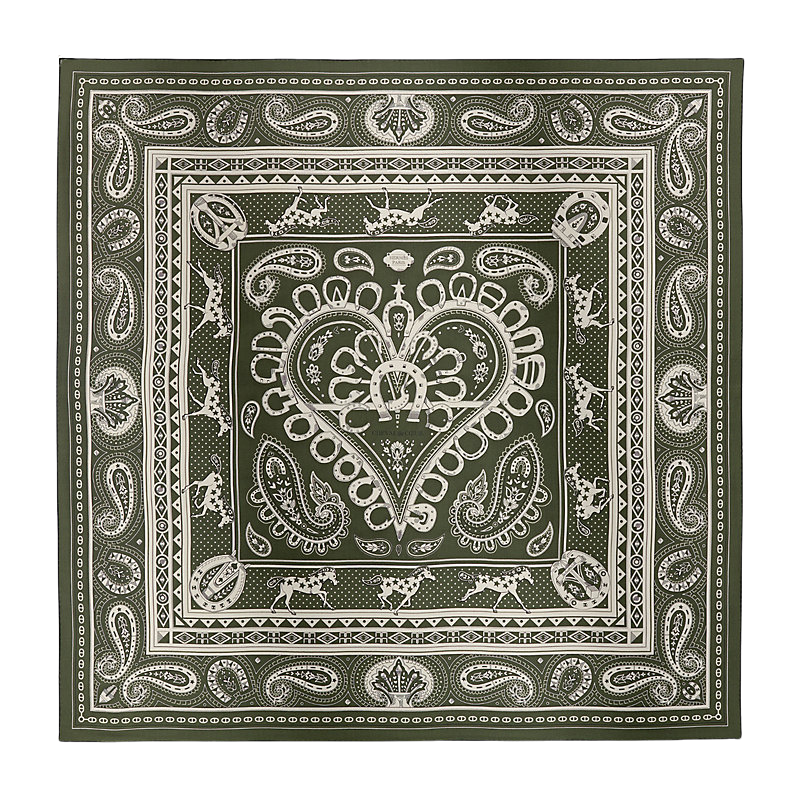 Cheval de Coeur Bandana shawl 140