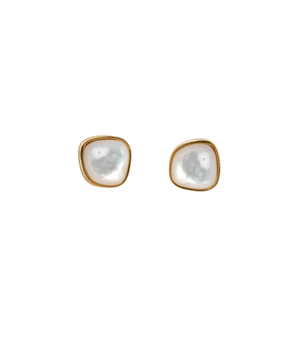 Bay Studs